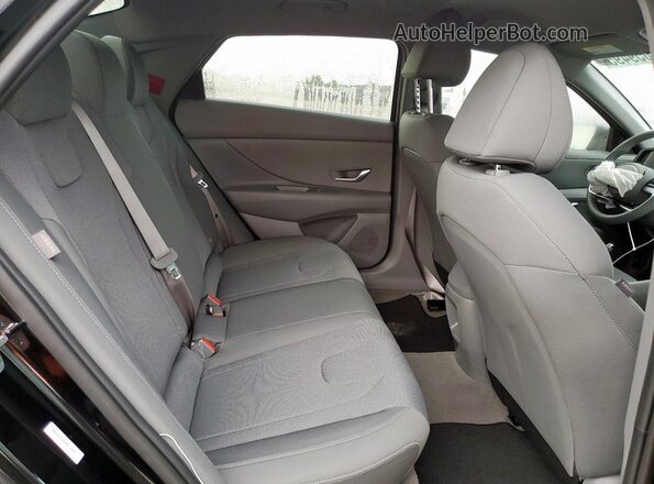 KMHLL4DG3TU102436 2026 HYUNDAI ELANTRA Black Rear seats view