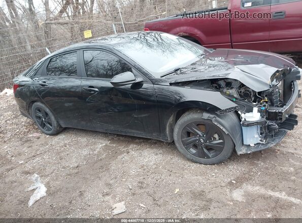 KMHLM4AG0PU580014 2023 HYUNDAI ELANTRA Черный Вид задней части салона