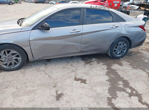 KMHLM4DG2RU788698 2024 HYUNDAI ELANTRA Серый Вид спереди
