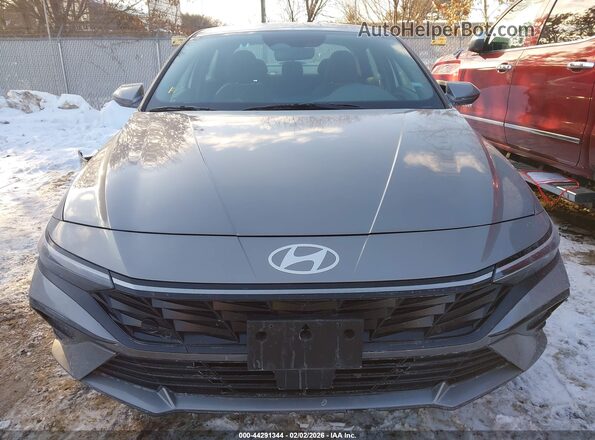 KMHLS4DG3SU893049 2025 HYUNDAI ELANTRA Gray უკანა სალონის ხედი