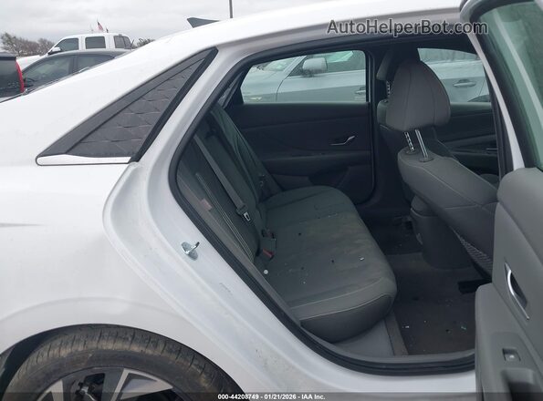 KMHLS4DG7SU921029 2025 HYUNDAI ELANTRA White Вид наклейки з VIN-кодом