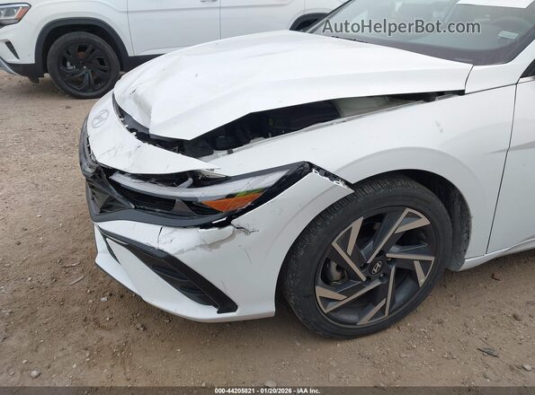KMHLS4DGXSU951593 2025 HYUNDAI ELANTRA White Front view