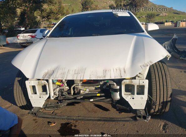 KMHM24AA3RA070296 2024 HYUNDAI IONIQ 6 White უკანა სალონის ხედი