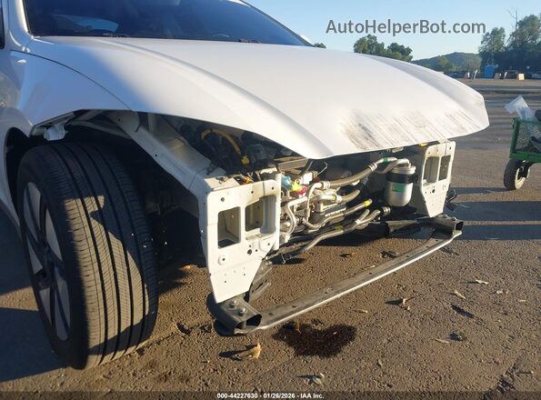 KMHM24AA3RA070296 2024 HYUNDAI IONIQ 6 White ხელსაწყოთა პანელის ხედი