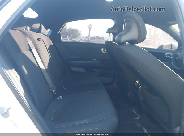 KMHM24AA3RA070296 2024 HYUNDAI IONIQ 6 White VIN კოდის სტიკერის ხედი