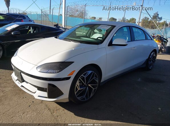 KMHM34AA2SA083267 2025 HYUNDAI IONIQ 6 White Przód lewy