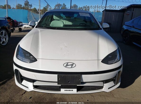 KMHM34AA2SA083267 2025 HYUNDAI IONIQ 6 White Widok zestawu wskaźników
