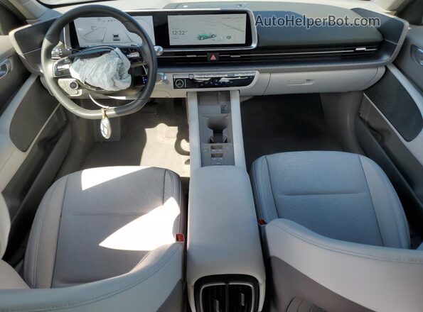 KMHM34AA7SA085953 2025 HYUNDAI IONIQ Silver Widok deski rozdzielczej