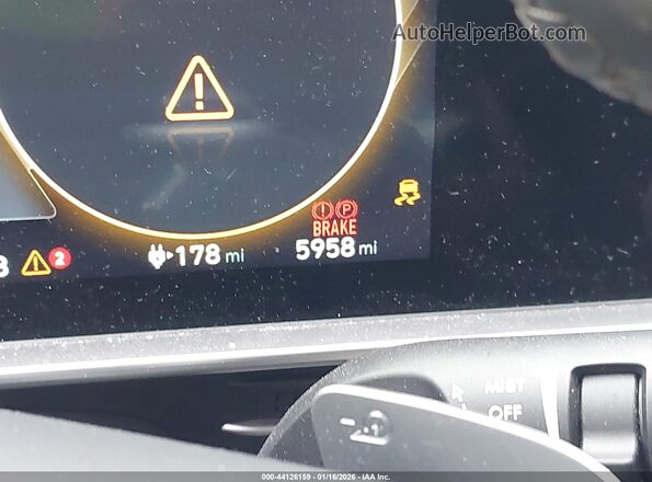 KMHM34AC4SA087094 2025 HYUNDAI IONIQ 6 White 