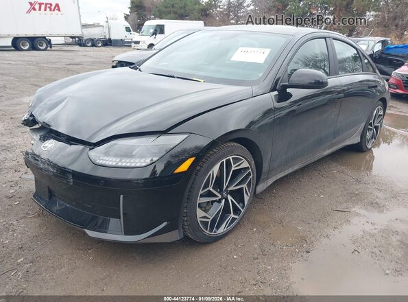 KMHM34AC7PA022392 2023 HYUNDAI IONIQ 6 Black Առջևի ձախ երեք քառորդ տեսարան