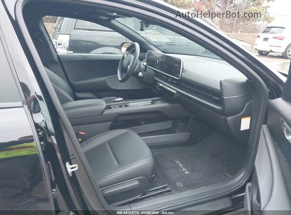 KMHM34AC7PA022392 2023 HYUNDAI IONIQ 6 Black Սալոնի դիմացի տեսք