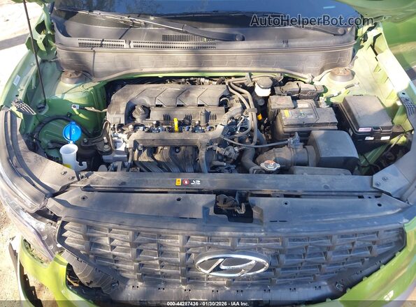 KMHRB8A30RU323264 2024 HYUNDAI VENUE Зеленый Вид сзади