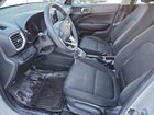 2021 Hyundai Venue Se Белый vin: KMHRB8A37MU101569