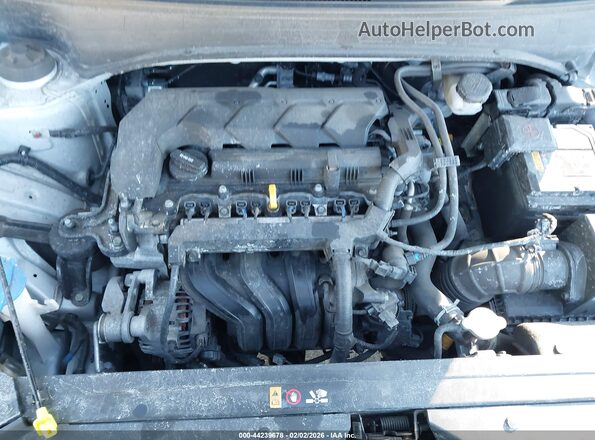 KMHRB8A38NU186519 2022 HYUNDAI VENUE Серый Вид сзади