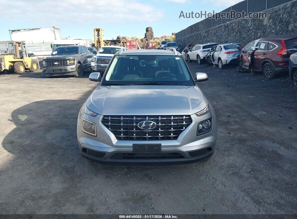 KMHRC8A34RU329565 2024 HYUNDAI VENUE Silver Widok zestawu wskaźników