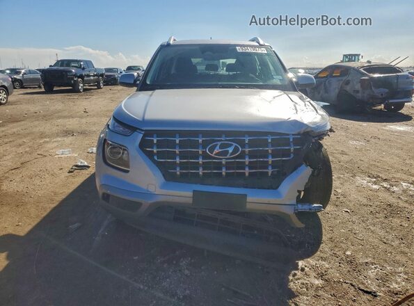 KMHRC8A35PU223560 2023 HYUNDAI VENUE Silver Vista frontal