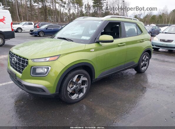 KMHRC8A3XMU098227 2021 HYUNDAI VENUE Зеленый Передняя левая четверть