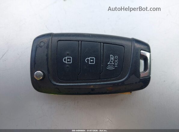 KMHRC8A3XMU108528 2021 HYUNDAI VENUE Синий Вид панели приборов