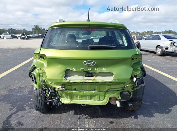 KMHRC8A3XPU229581 2023 HYUNDAI VENUE Зеленый 