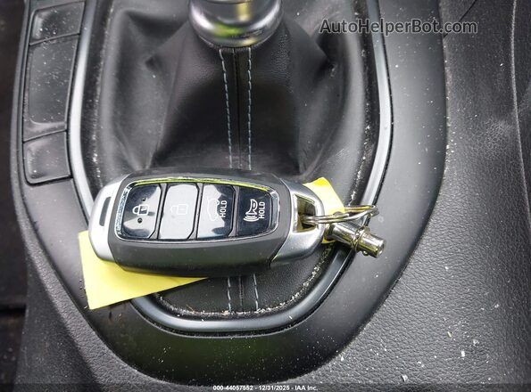 KMHT36AH3MU010527 2021 HYUNDAI VELOSTER N White Vista del salpicadero