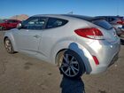 2017 Hyundai Veloster Серебряный vin: KMHTC6AD1HU311381