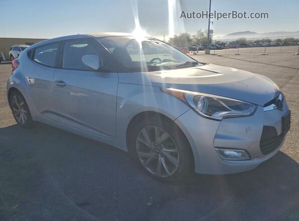 KMHTC6AD1HU311381 2017 HYUNDAI VELOSTER Серебряный Передняя правая четверть