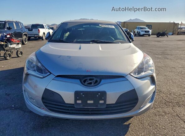 KMHTC6AD1HU311381 2017 HYUNDAI VELOSTER Серебряный Вид спереди