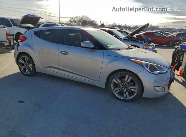 KMHTC6AD2HU322552 2017 HYUNDAI VELOSTER Серебряный Передняя правая четверть