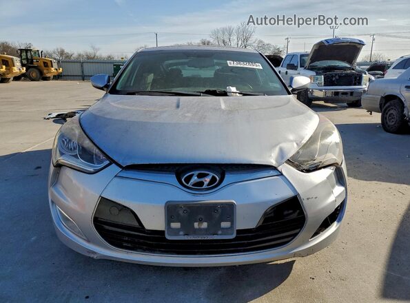 KMHTC6AD2HU322552 2017 HYUNDAI VELOSTER Серебряный Вид спереди