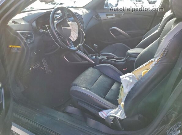 KMHTC6AE0GU303165 2016 HYUNDAI VELOSTER Черный Вид салона спереди
