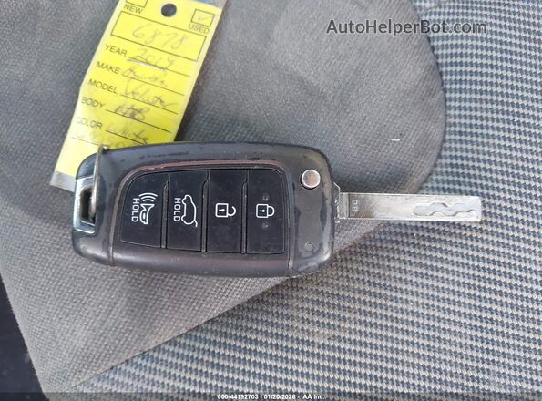 KMHTG6AF9KU009057 2019 HYUNDAI VELOSTER Белый Вид панели приборов