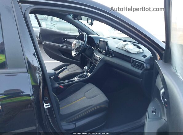 KMHTH6AB4KU009493 2019 HYUNDAI VELOSTER Черный Вид салона спереди