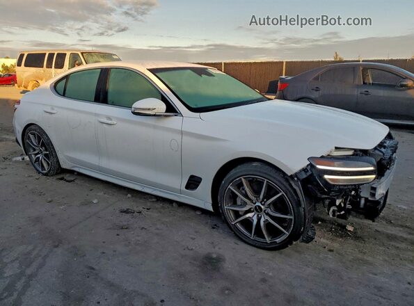 KMTG34SC8RU140289 2024 GENESIS G70 Белый Передняя правая четверть