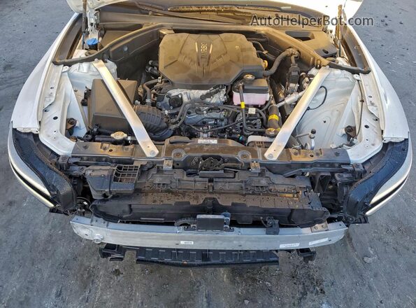 KMTG34SC8RU140289 2024 GENESIS G70 Белый Вид задней части салона
