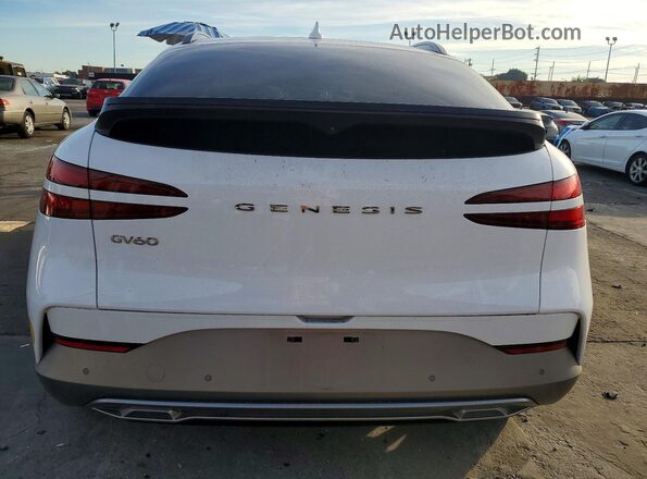 KMUKCDTC9PU002469 2023 GENESIS GV60 White Vista trasera