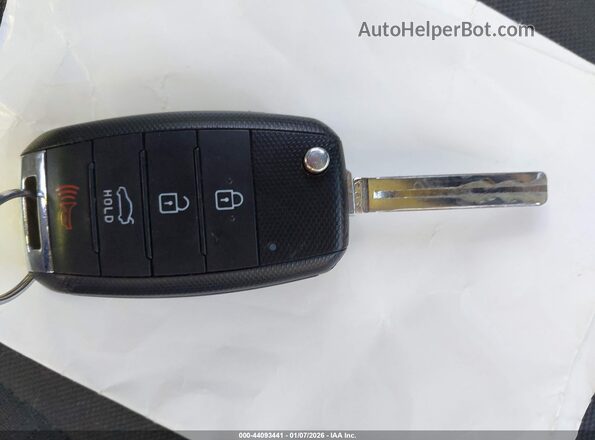 KNADM4A32H6005566 2017 KIA RIO Черный Вид панели приборов