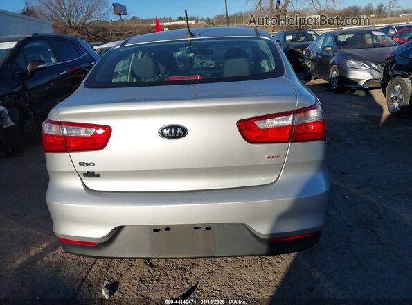KNADM4A38H6071068 2017 KIA RIO Серебряный 