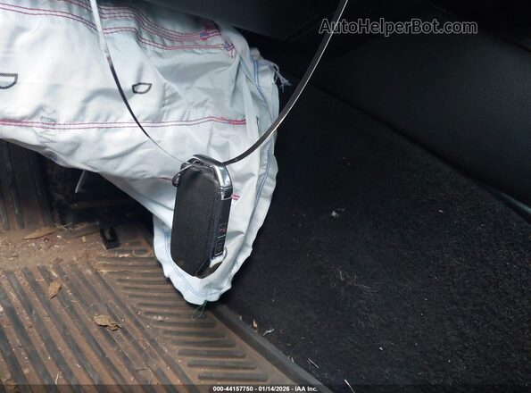 KNAE45LC8N6100183 2022 KIA STINGER Красный Вид панели приборов