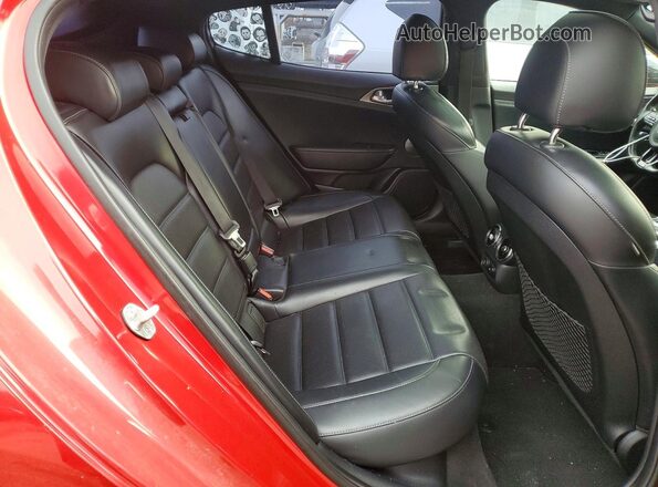 KNAE55LCXJ6015997 2018 KIA STINGER Красный Вид задних сидений