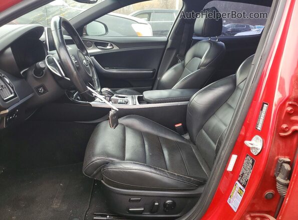 KNAE55LCXJ6015997 2018 KIA STINGER Красный Вид салона спереди