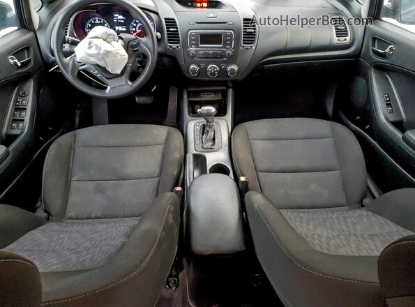 KNAFK4A63G5617112 2016 KIA FORTE Черный Вид панели приборов