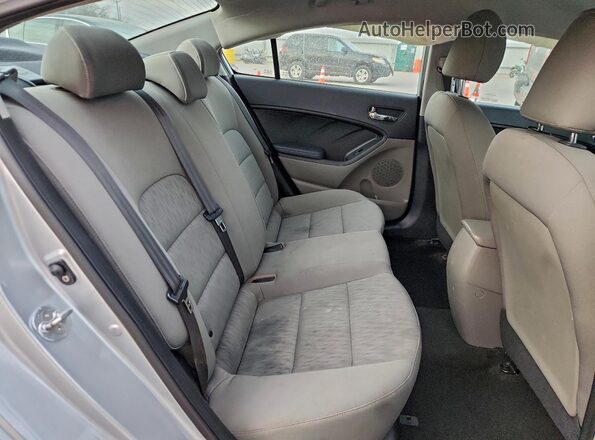KNAFK4A65G5466869 2016 KIA FORTE Серебряный Вид задних сидений