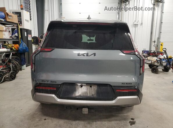 KNDADFS51R6049383 2024 KIA EV9 Gray Widok z tyłu