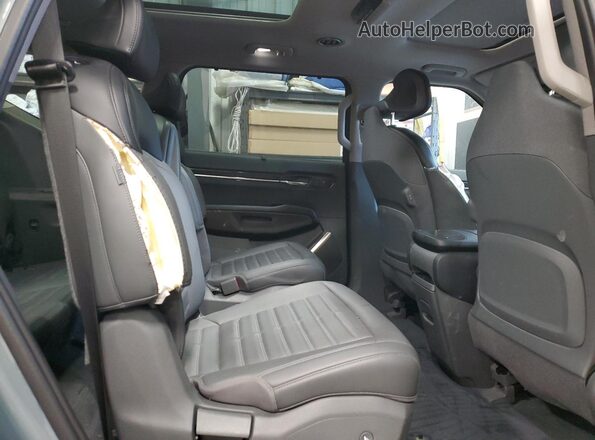 KNDADFS51R6049383 2024 KIA EV9 Gray Widok wnętrza z tyłu