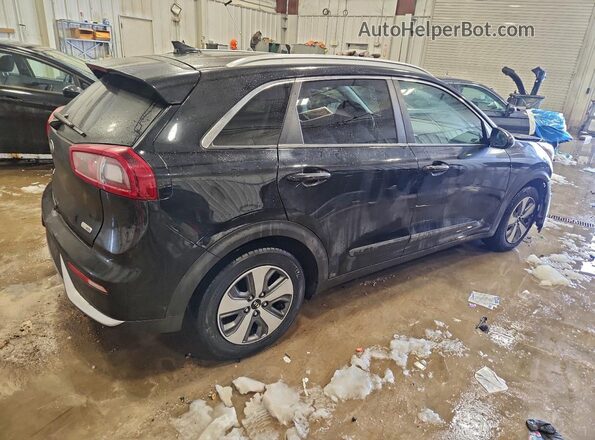 KNDCB3LC0J5203487 2018 KIA NIRO Черный Задняя правая четверть