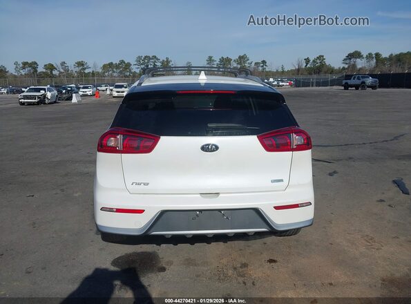 KNDCB3LC1J5204633 2018 KIA NIRO Белый 