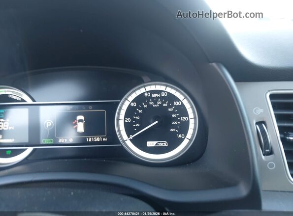 KNDCB3LC1J5204633 2018 KIA NIRO Белый Вид задних сидений