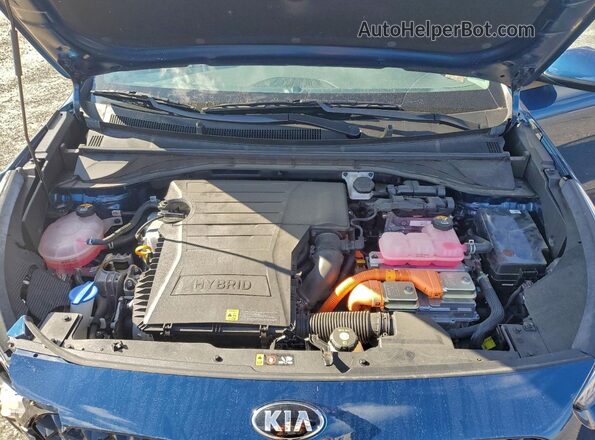 KNDCB3LC2M5479030 2021 KIA NIRO Blue Vista del compartimento del motor