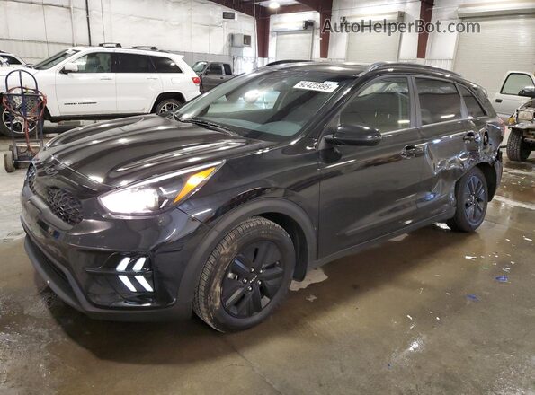 KNDCB3LC4N5542811 2022 KIA NIRO Черный Передняя левая четверть