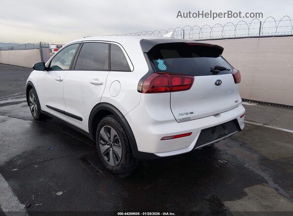 KNDCB3LC6H5078781 2017 KIA NIRO Белый Задняя левая четверть